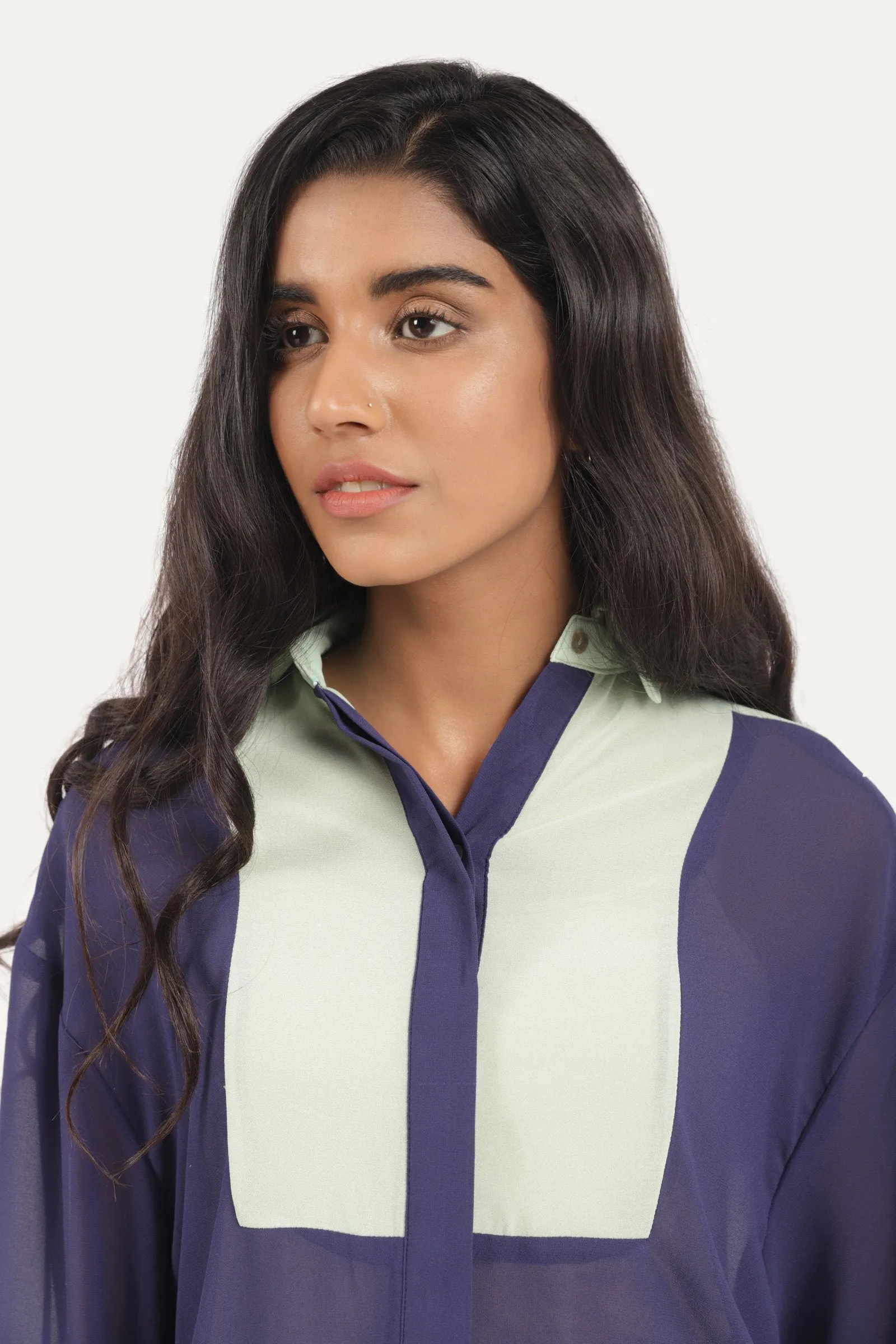 Buttoned Collar Shirt