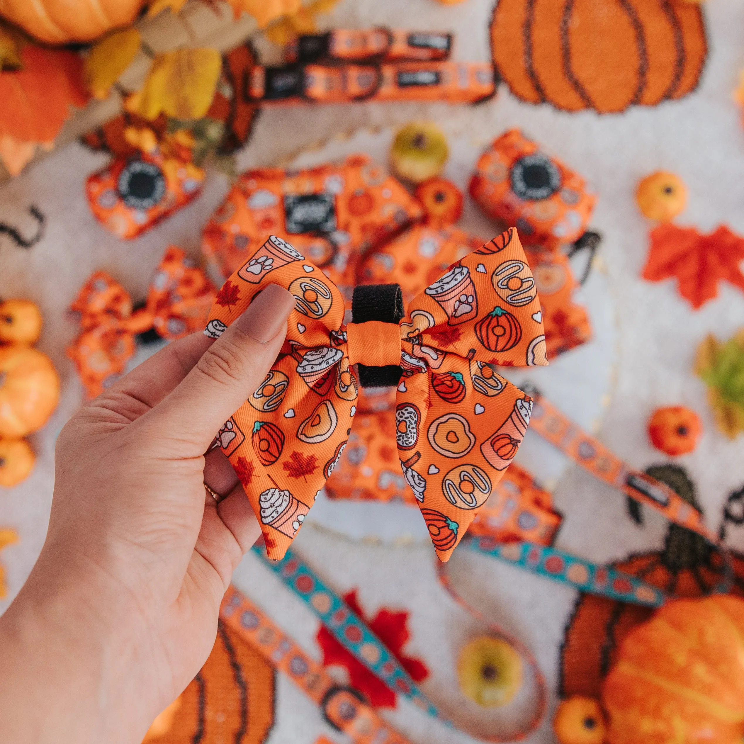 Dog Sailor Bow - Pupkin Donuts