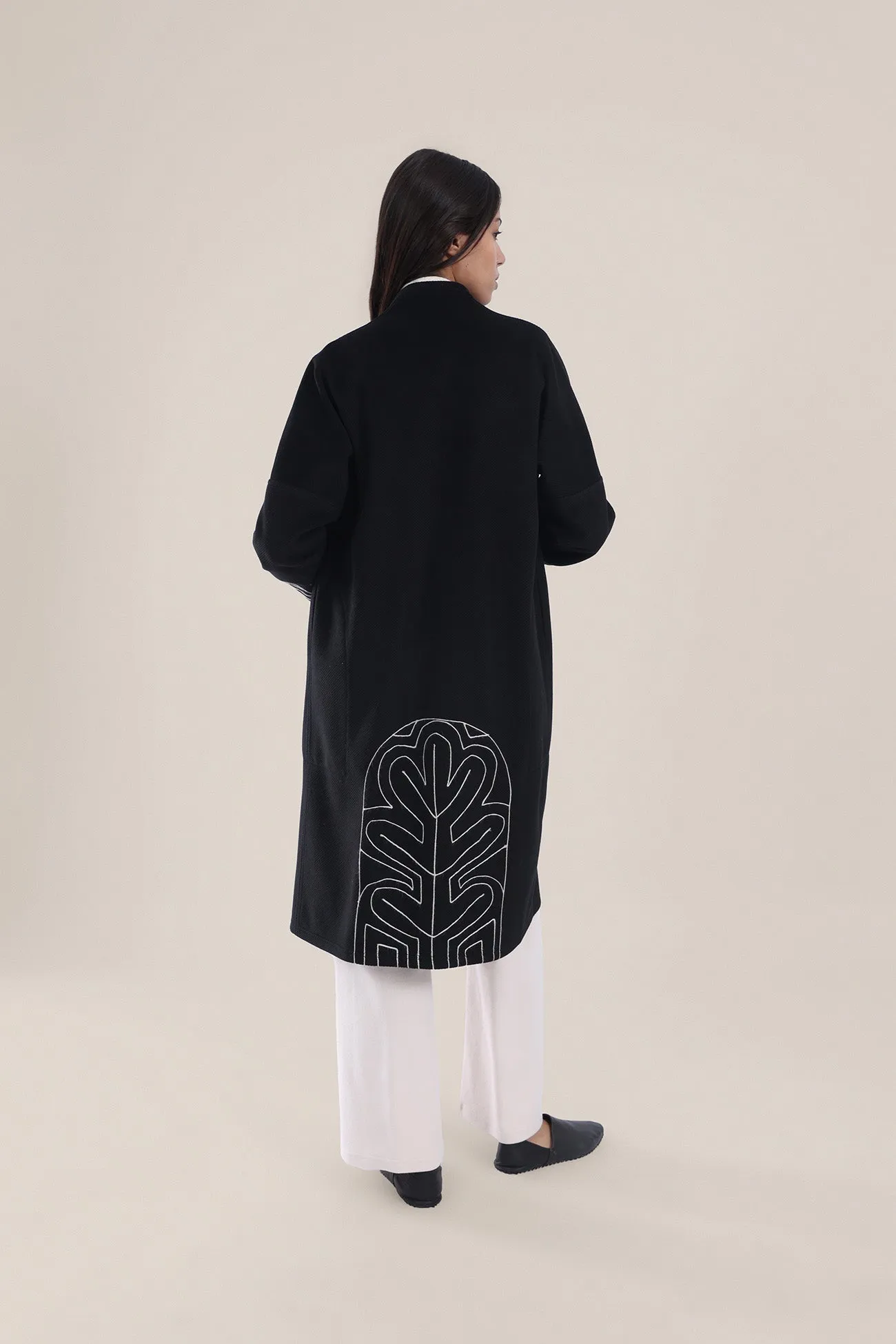 Embroidered short coat in wool blend