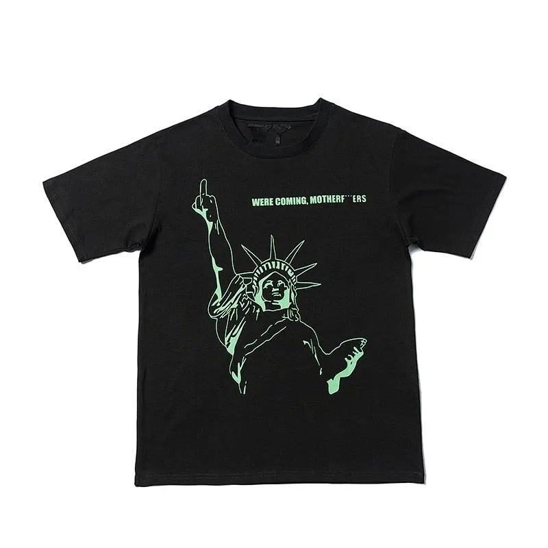 Giftngon - Vlone Style Statue of Liberty Tee