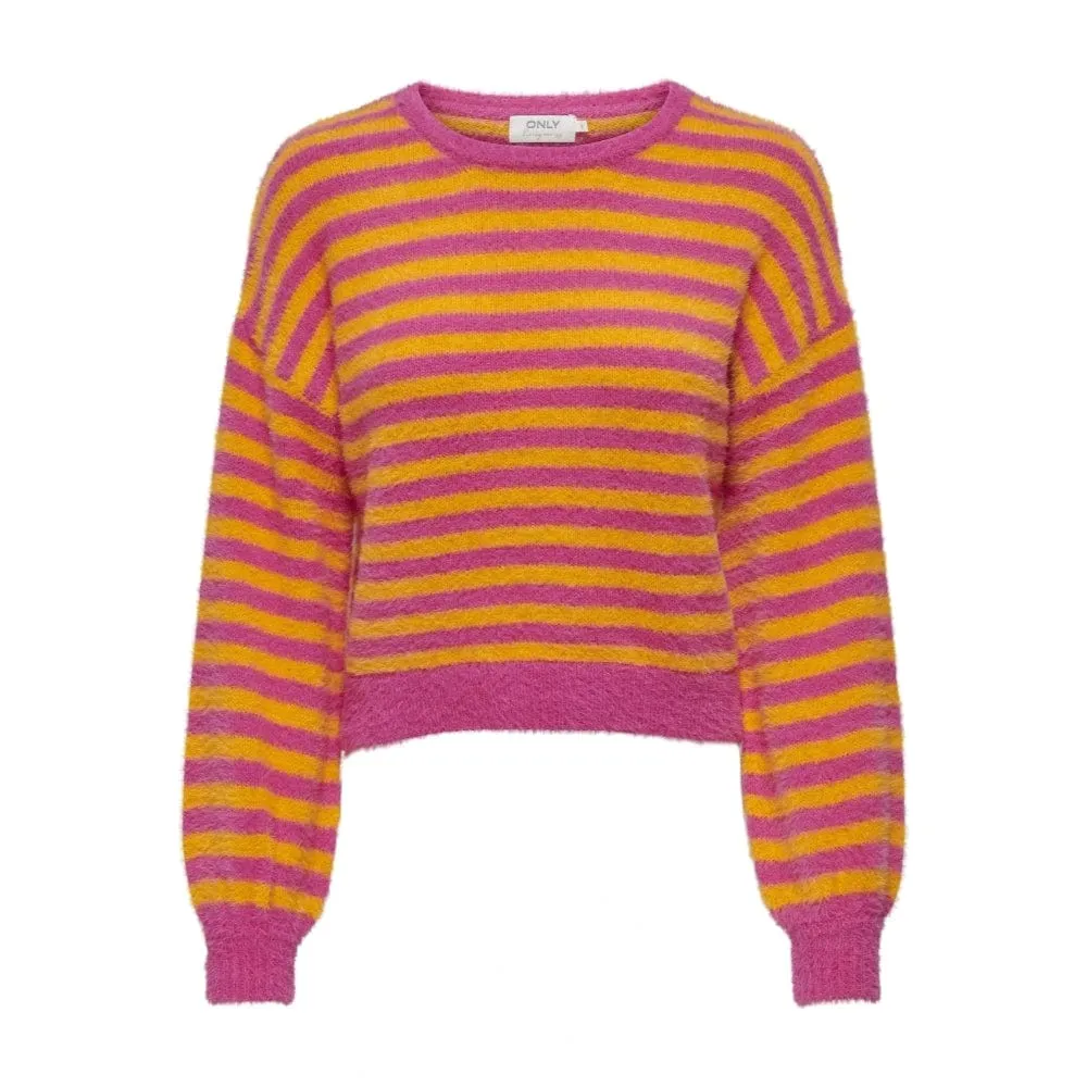 ONLY Onlpiumo Fluffy Short Knitted Pullover in Fuchsia Purple