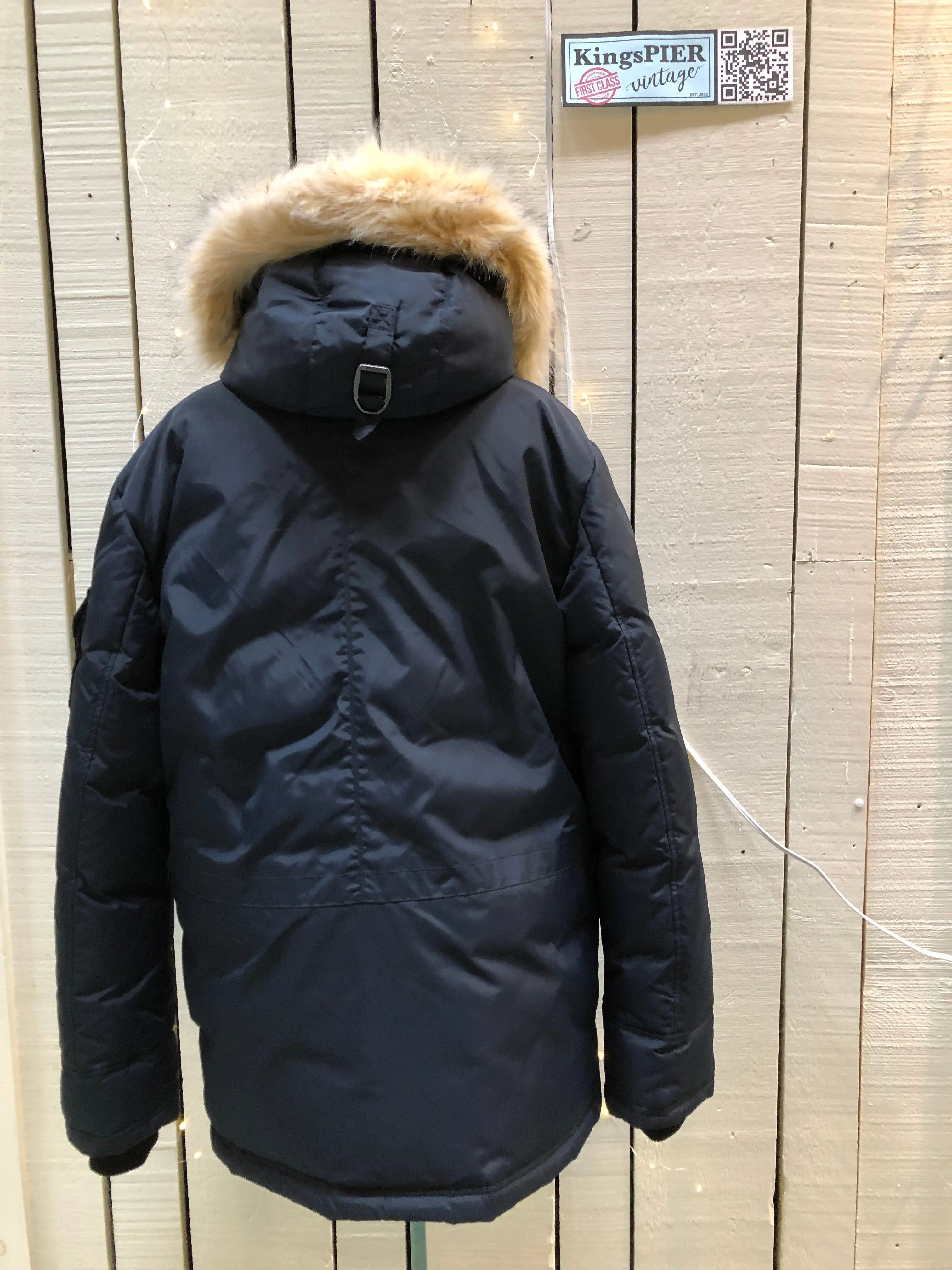 Pajar Navy Down-Filled Cold Weather Parka, NWT, Size Medium