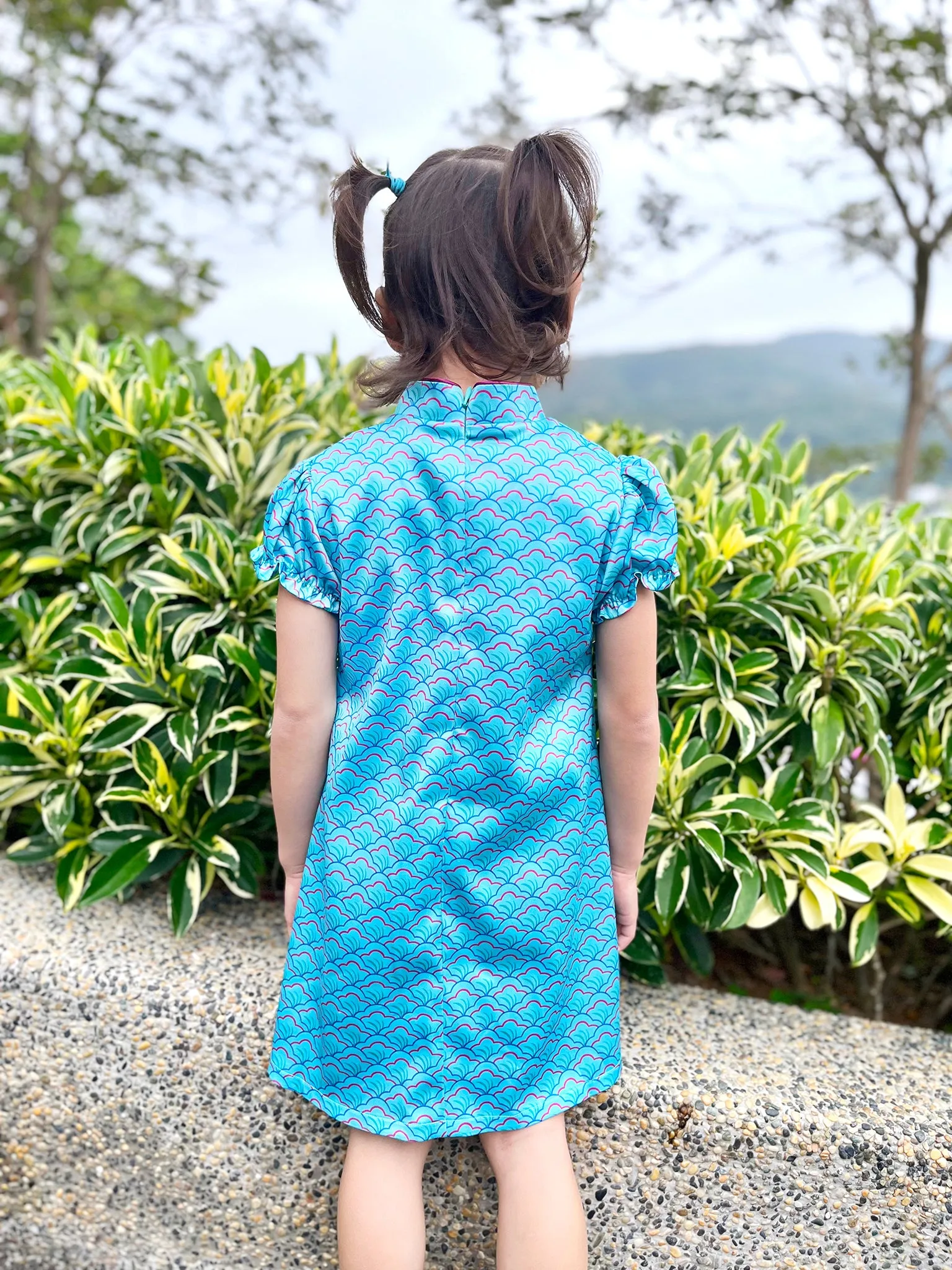 POPPY Girls' Fan Print Satin Cheongsam (Aqua)