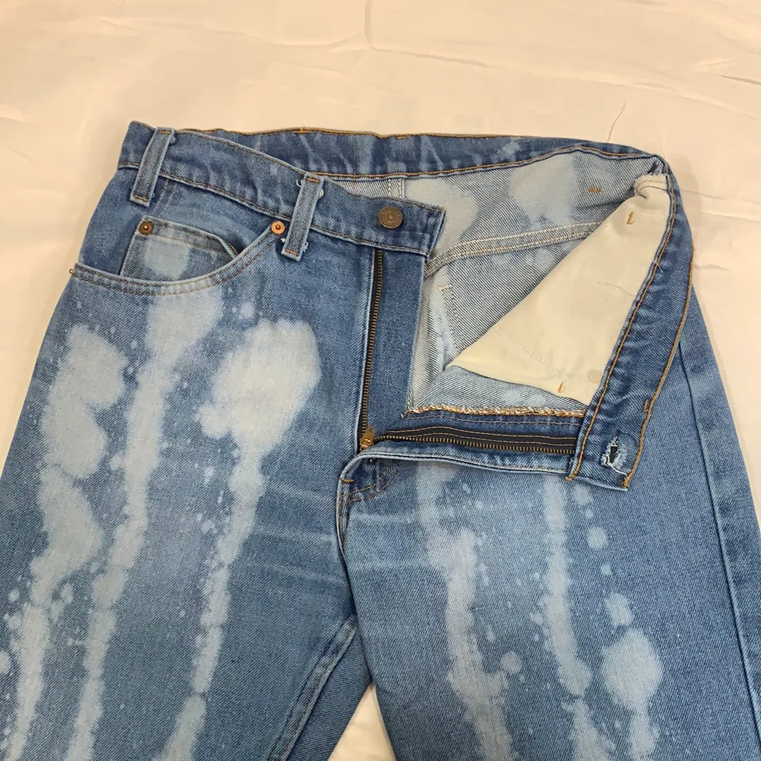 Vintage Levi’s Custom Bleached Denim Jeans - 32in