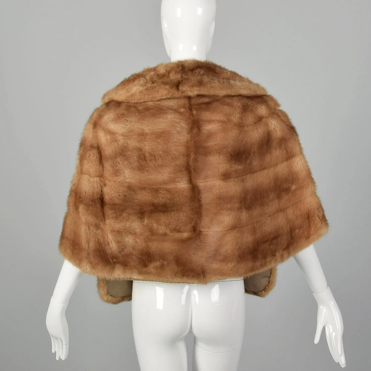 XS-Medium 1960s Brown Mink Stole